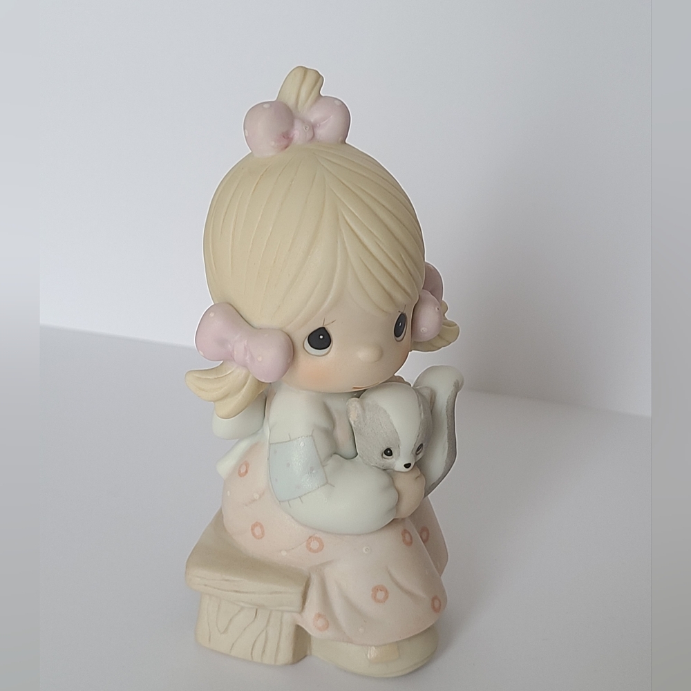 Vintage 80s Precious Moments Girl Skunk Collectible Porcelain Figurine - Picture 5 of 9
